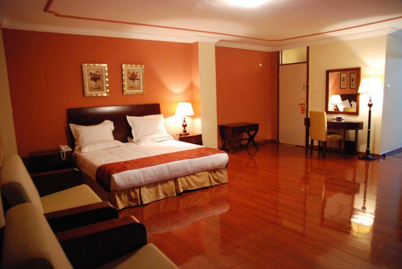 Churchill Addis Ababa Hotel Экстерьер фото